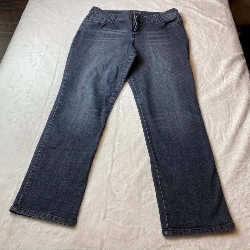 Venezia Straight Leg Jeans Size 2